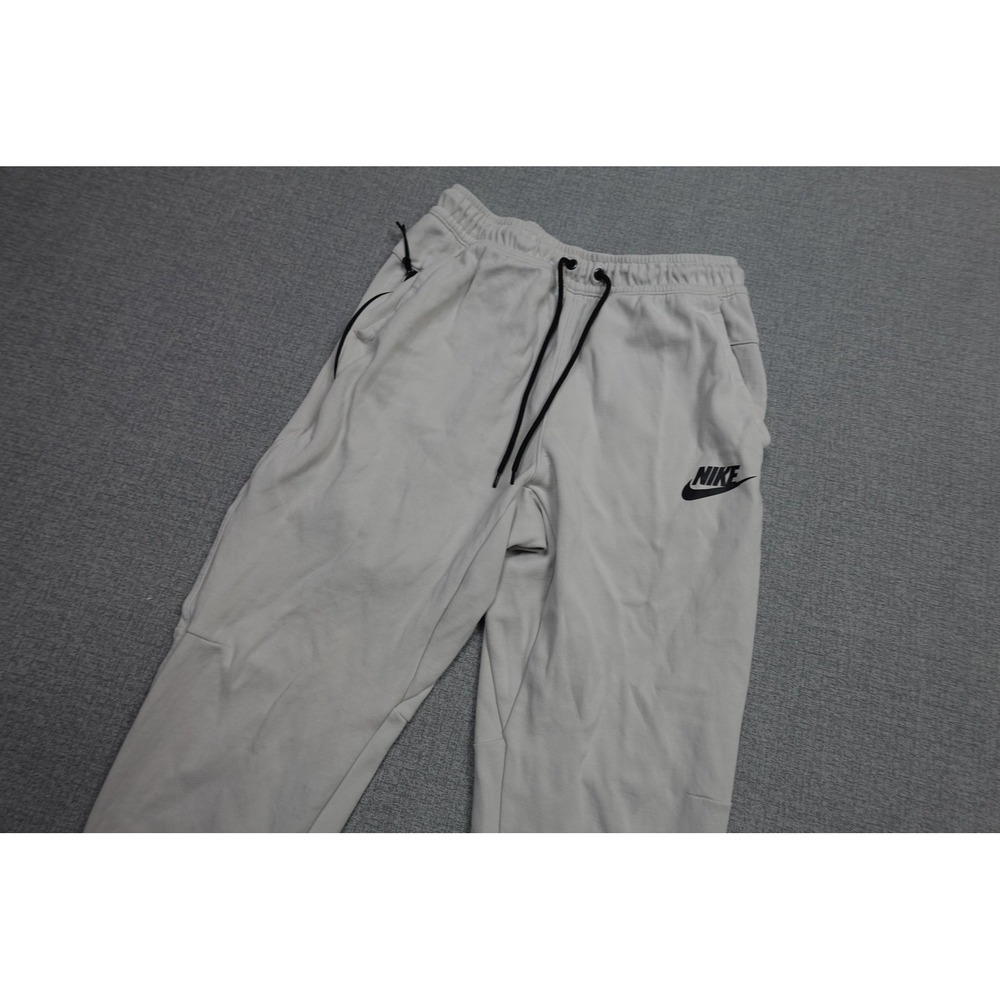 Nike Tech Fleece Sweatpants Mens Medium Gray Joggers Elastic Waist Pockets